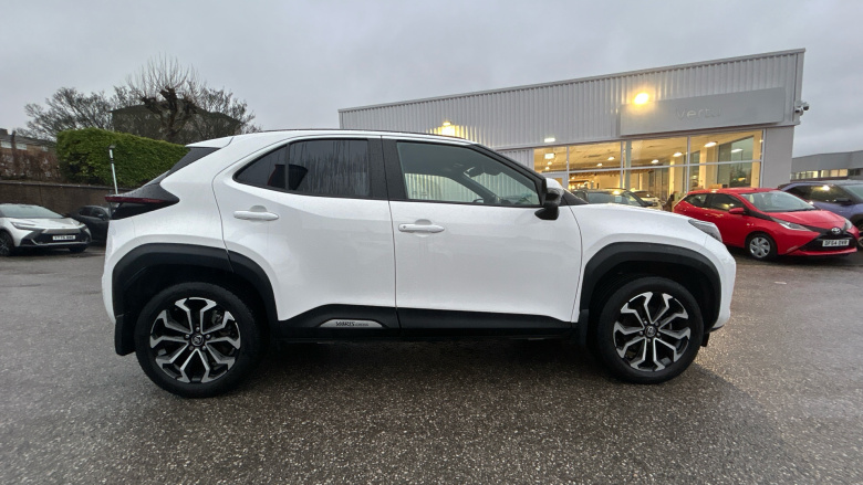 Toyota Yaris Cross 1.5 Hybrid Design 5dr CVT Hybrid Estate